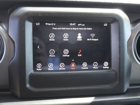 Used 2022 Jeep Wrangler Unlimited Sport AWD/4WD image 26