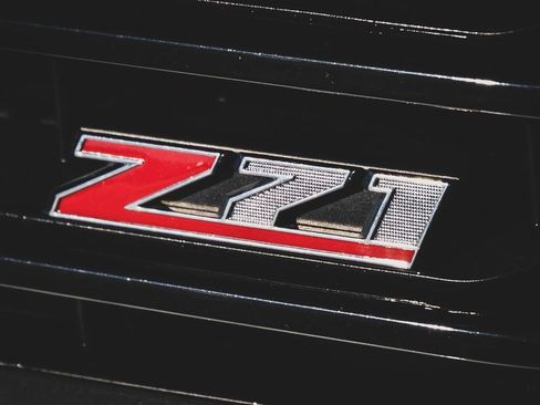 Used 2017 Chevrolet Silverado 1500 LT w/ All Star Edition image 14