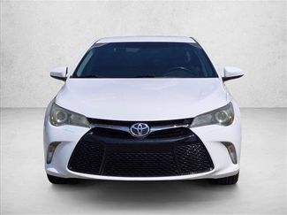 Used 2016 Toyota Camry SE FWD video 2