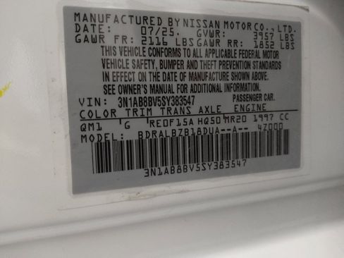 Used 2025 Nissan Sentra S FWD image 33