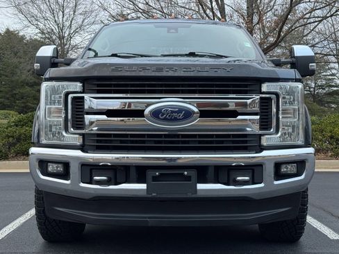 Used 2017 Ford F250 XLT w/ XLT Premium Package image 7