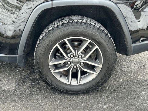 Certified 2021 Jeep Grand Cherokee Limited image 11