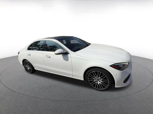 Used 2024 Mercedes-Benz C 300 Sedan image 2