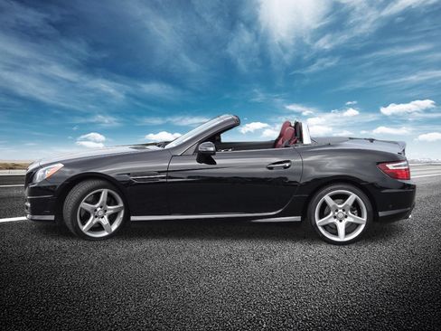 Used 2013 Mercedes-Benz SLK 250 image 12