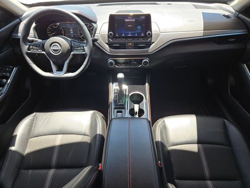 Used 2023 Nissan Altima 2.5 SR AWD/4WD image 15