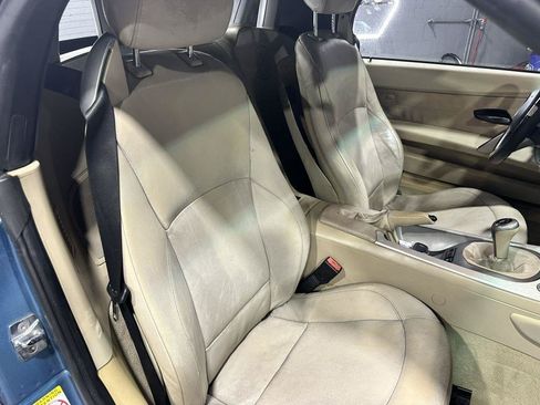 Used 2003 BMW Z4 3.0i RWD image 31