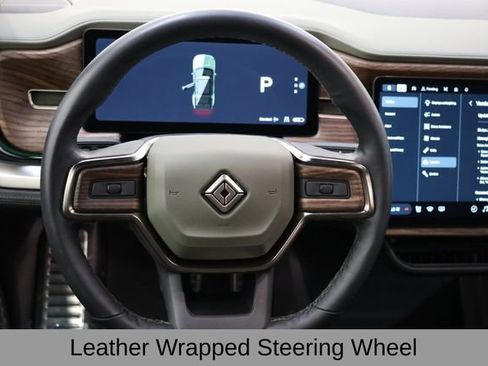 Used 2023 Rivian R1S Adventure AWD/4WD image 40