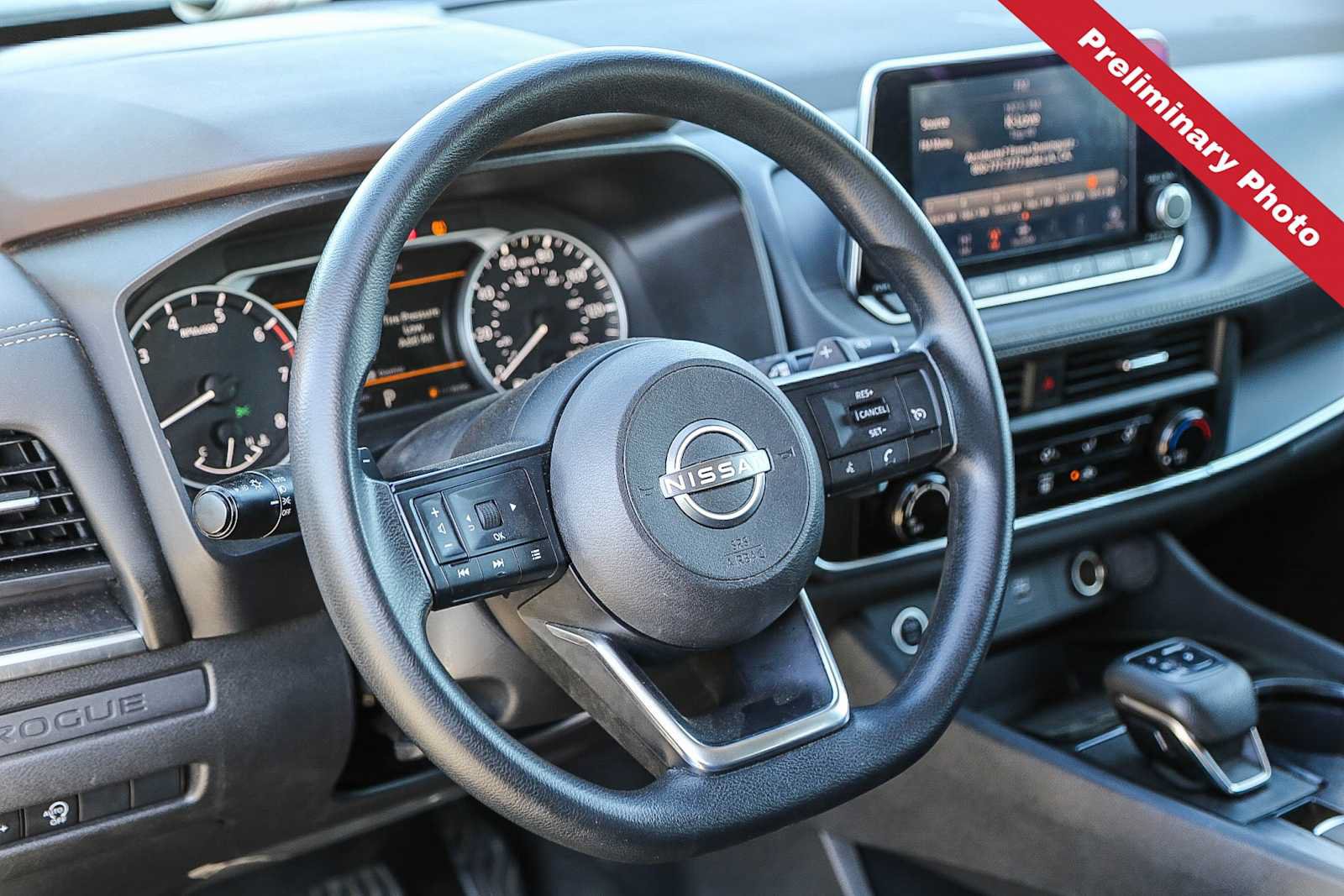 Used 2023 Nissan Rogue S AWD/4WD image 13