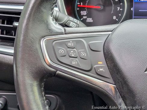 Used 2021 Chevrolet Equinox LT FWD image 16