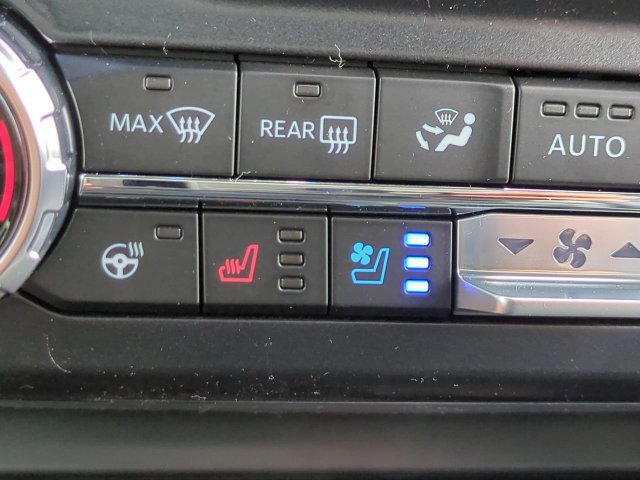 New 2026 Ford F250 Lariat w/ Black Appearance Package AWD/4WD image 23