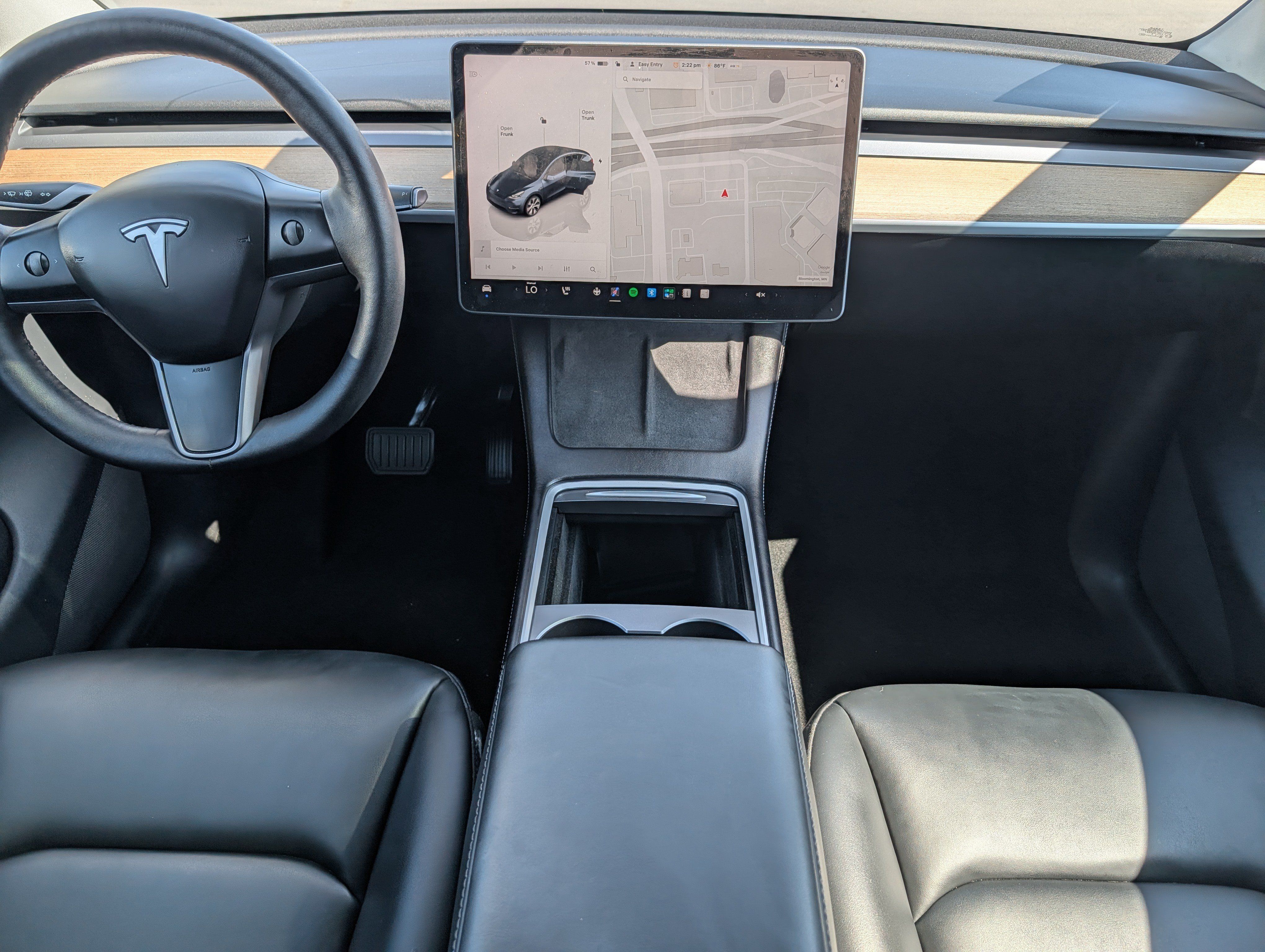 Used 2024 Tesla Model Y Long Range AWD/4WD image 10