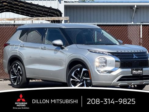 Used 2024 Mitsubishi Outlander SEL AWD/4WD image 2