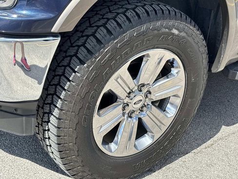 Used 2019 Ford F150 Lariat AWD/4WD image 9