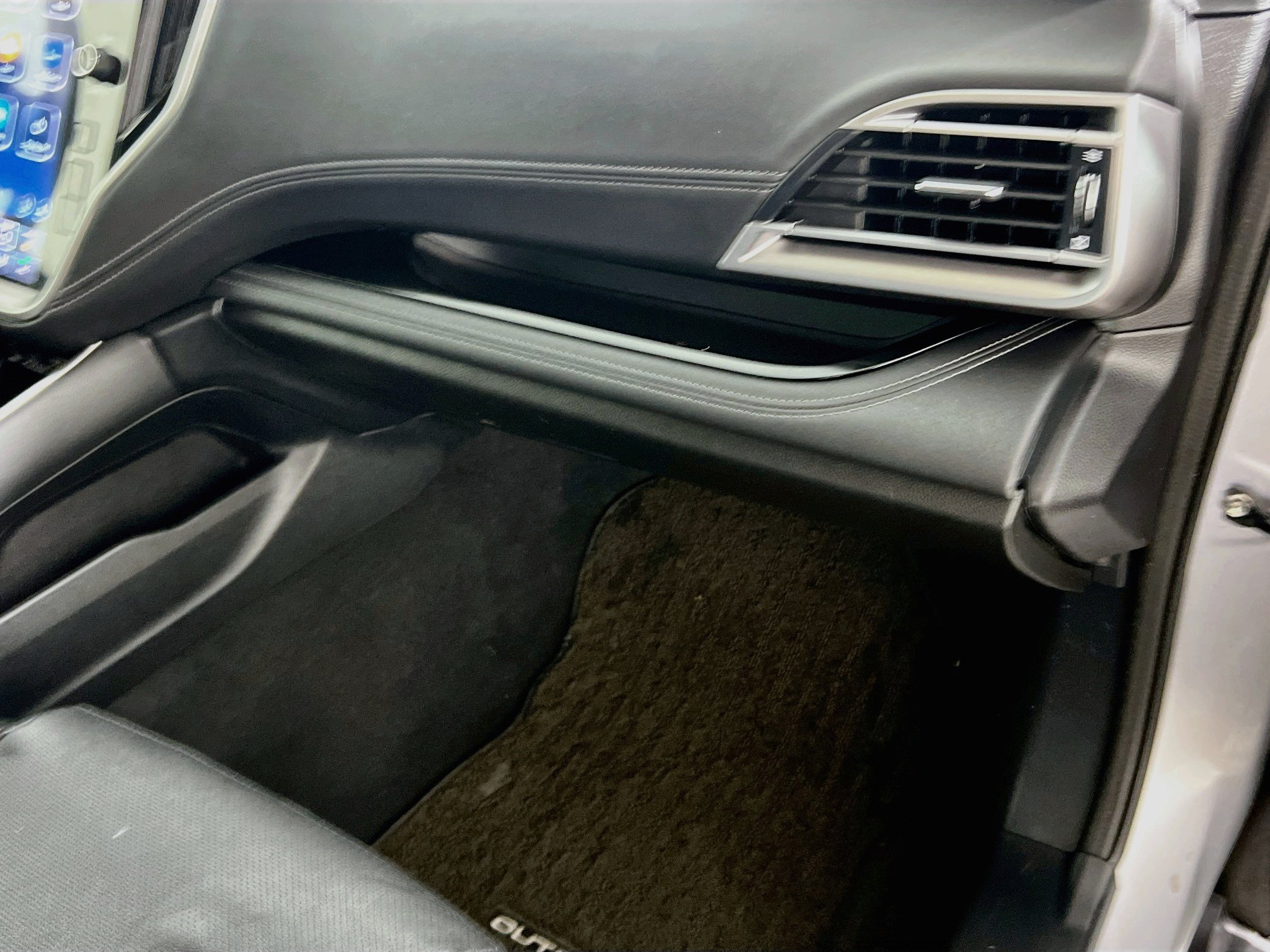 Used 2024 Subaru Outback Limited AWD/4WD image 34