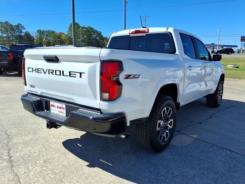 Used 2023 Chevrolet Colorado Z71 w/ Z71 Convenience Package 2 image 7