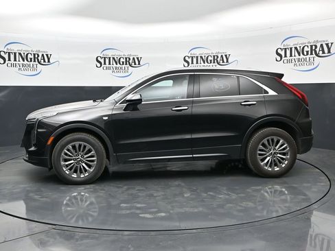 Used 2024 Cadillac XT4 Premium Luxury FWD image 4