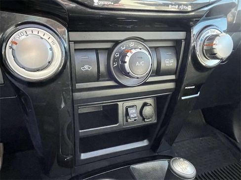 Used 2016 Toyota 4Runner Trail Premium image 21