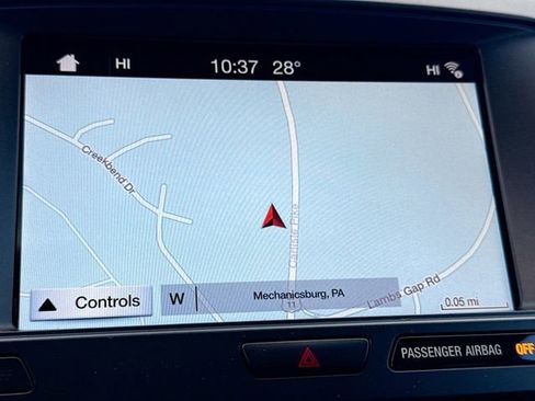 Certified 2018 Ford Explorer XLT w/ Equipment Group 202A image 15