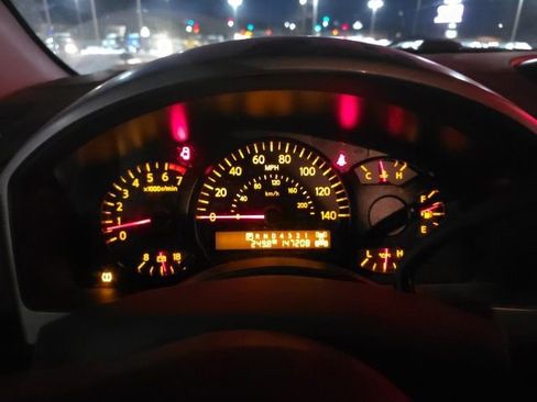 Used 2007 Nissan Titan XE image 14