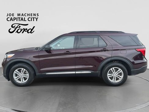 Used 2023 Ford Explorer XLT w/ Equipment Group 202A AWD/4WD image 8