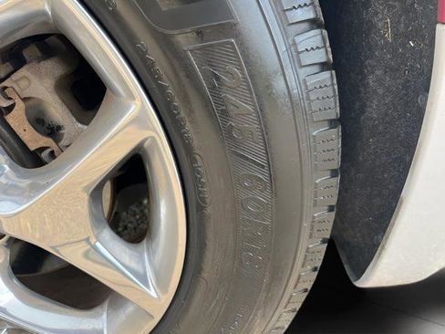 Used 2019 Chrysler Pacifica Limited FWD image 15