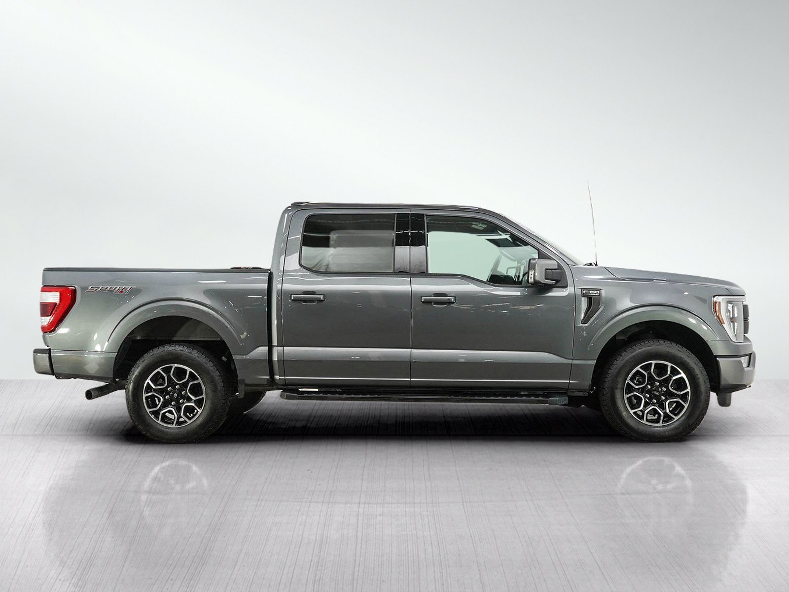 Used 2021 Ford F150 Lariat w/ Equipment Group 502A High AWD/4WD image 6