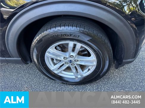 Used 2023 Ford Explorer XLT w/ Equipment Group 202A image 15