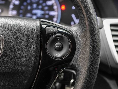 Used 2017 Honda Accord LX image 19