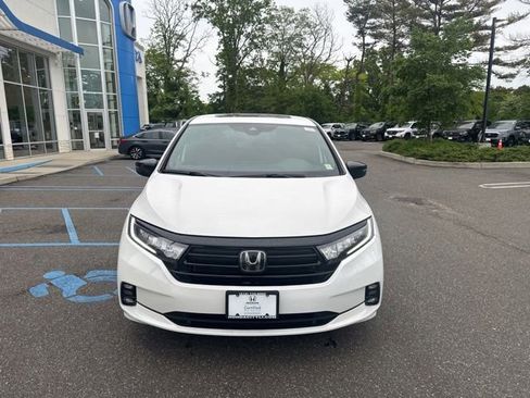 Used 2023 Honda Odyssey Sport image 3