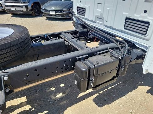 New 2025 Ford F450 XL image 21