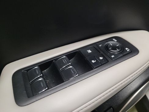 Used 2019 Lexus RX 350 AWD w/ Navigation Package image 27