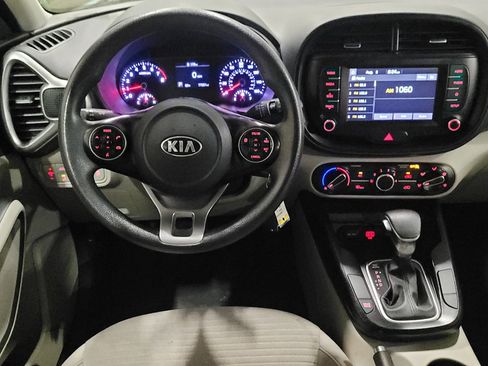 Used 2020 Kia Soul S FWD image 22
