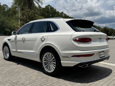 New 2026 Bentley Bentayga AWD/4WD image 12