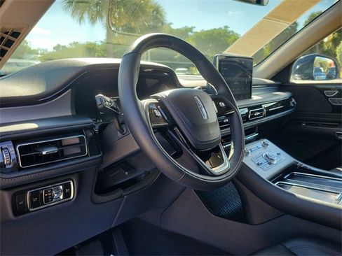 Certified 2024 Lincoln Aviator 2WD w/ Premium Package image 8