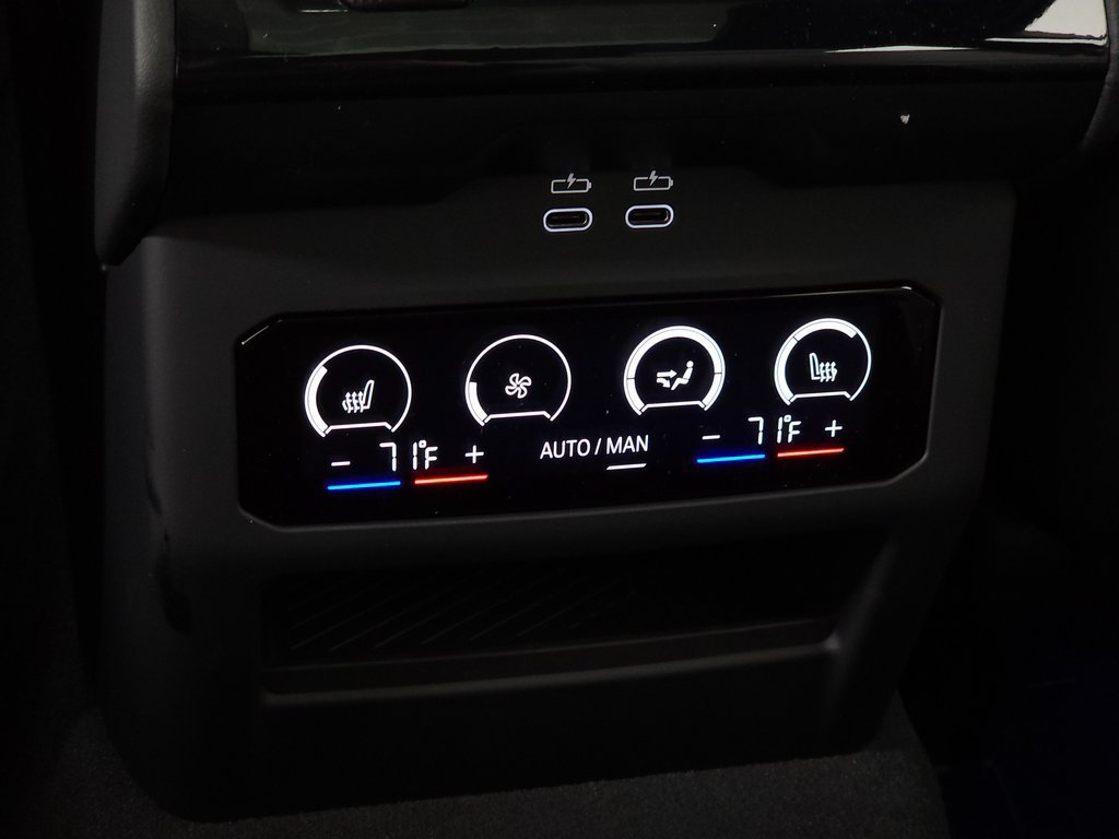 Used 2026 BMW M5 Touring AWD/4WD image 37