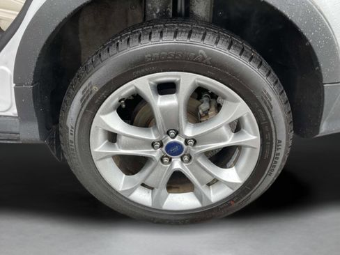 Used 2014 Ford Escape Titanium FWD image 31