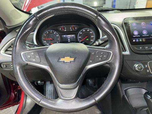 Used 2019 Chevrolet Malibu RS FWD image 18