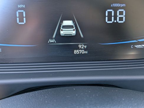 Used 2023 Hyundai Venue SEL FWD image 27