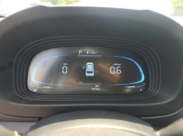 Used 2026 Hyundai Venue SEL FWD image 13