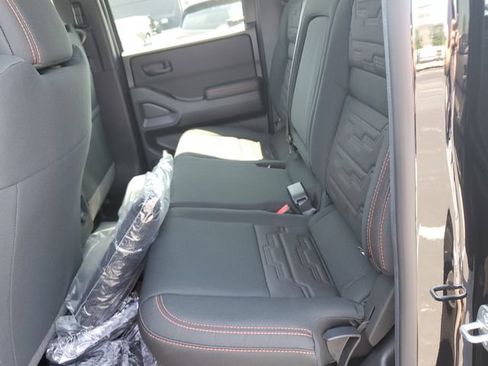 New 2026 Nissan Frontier PRO-4X w/ Pro-4x Convenience Package AWD/4WD image 16