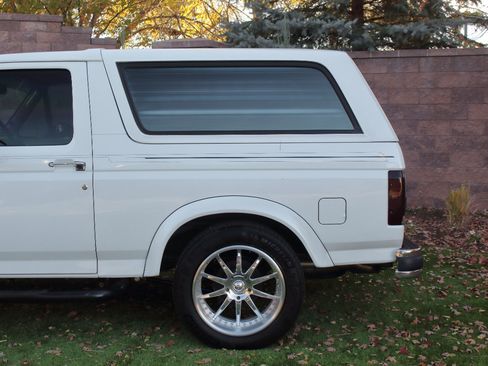 Used 1987 Ford Bronco image 32