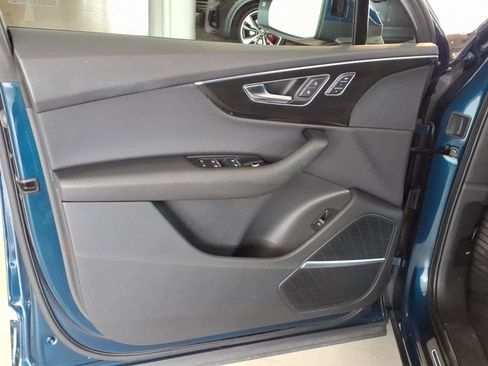 Used 2022 Audi Q7 3.0T Premium Plus w/ Premium Plus Package AWD/4WD image 10