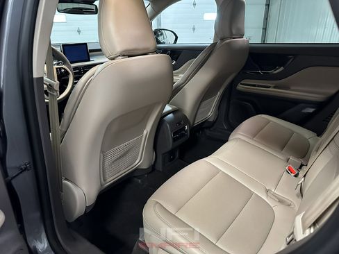 Used 2022 Lincoln Corsair AWD w/ Equipment Group 101A image 36