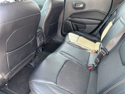 Used 2018 Jeep Compass Latitude w/ Popular Equipment Group image 12