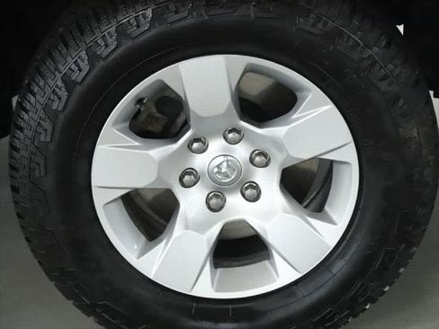 Certified 2020 RAM 1500 Big Horn AWD/4WD image 10