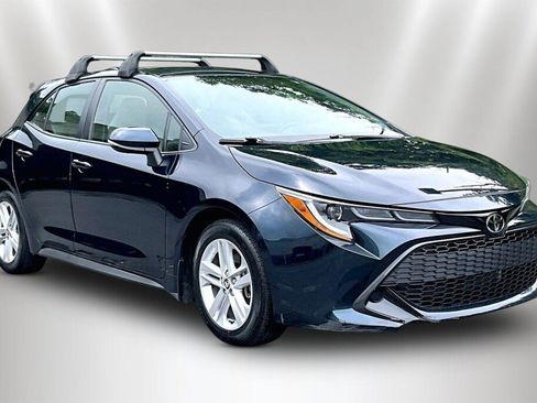 Used 2022 Toyota Corolla SE w/ SE Preferred Package FWD image 1