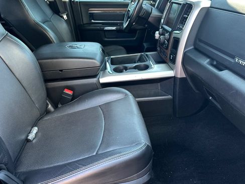 Used 2016 RAM 1500 Laramie w/ Convenience Group AWD/4WD image 15