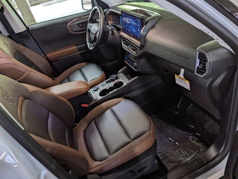 Used 2025 Ford Bronco Sport Outer Banks w/ Outer Banks Tech Package+ AWD/4WD image 21