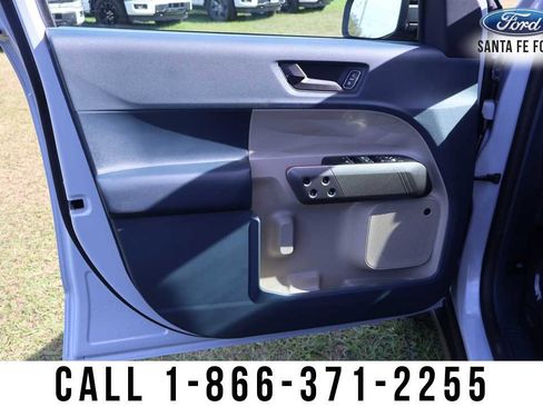 New 2025 Ford Maverick Lariat w/ 4K Tow Package image 14