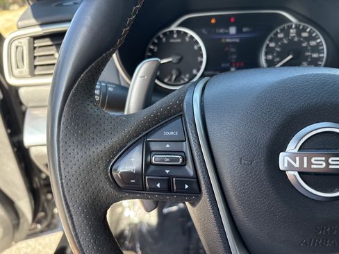 Used 2023 Nissan Maxima SR w/ Sport Mat Group image 31